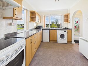 Kitchen- click for photo gallery